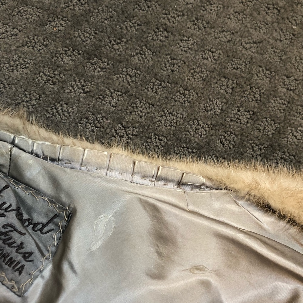 Lockwood Furs Vintage Mink Stole - Picture 5 of 5
